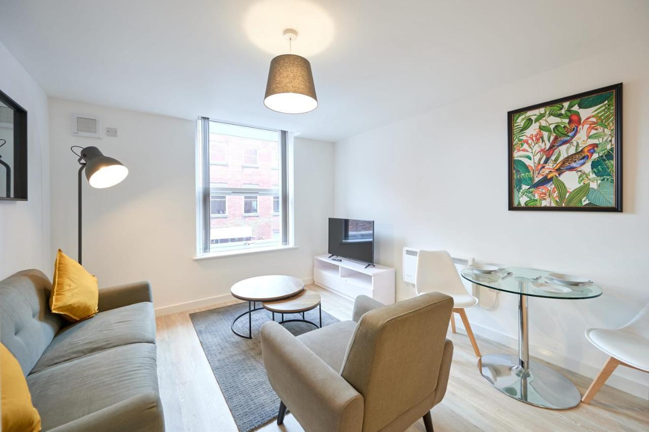 Fabulous 1 Bedroom Apartment In Central Preston Престон Экстерьер фото