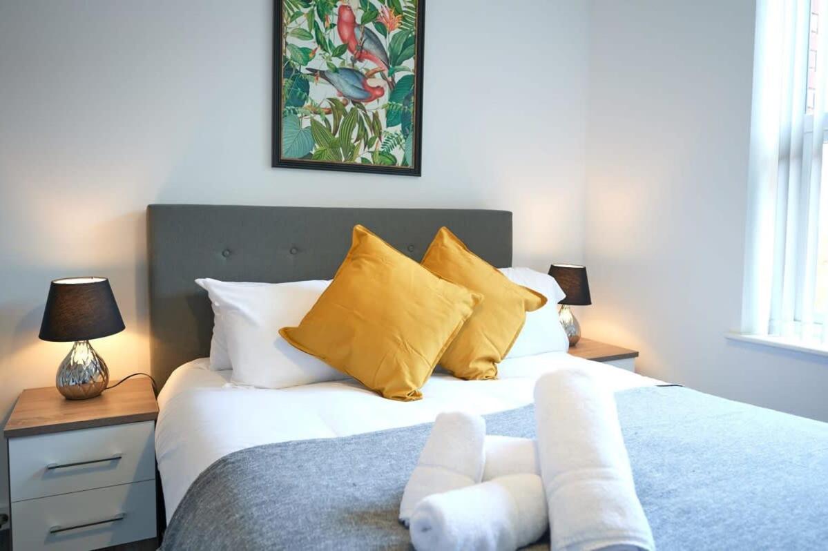 Fabulous 1 Bedroom Apartment In Central Preston Престон Экстерьер фото